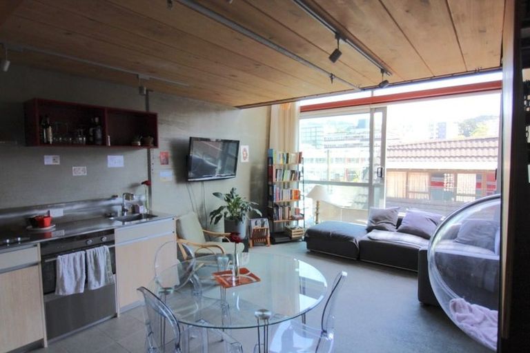 Photo of property in Tattoo Apartments, 20/42 Abel Smith Street, Te Aro, Wellington, 6011
