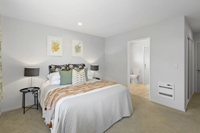 Photo of property in 10 Puhara Avenue, Parklands, Christchurch, 8083