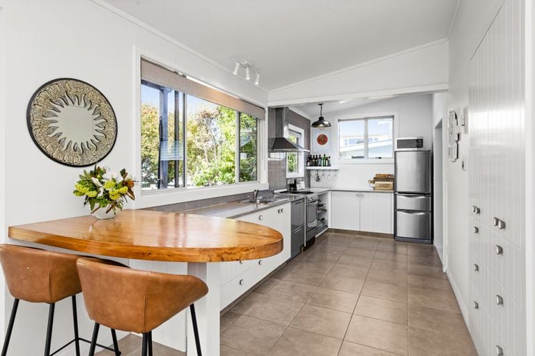 Photo of property in 78 Charles Street, Westshore, Napier, 4110