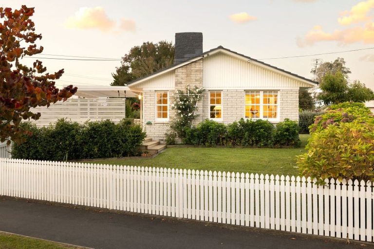 Photo of property in 29 Te Anau Place, Glenview, Hamilton, 3206