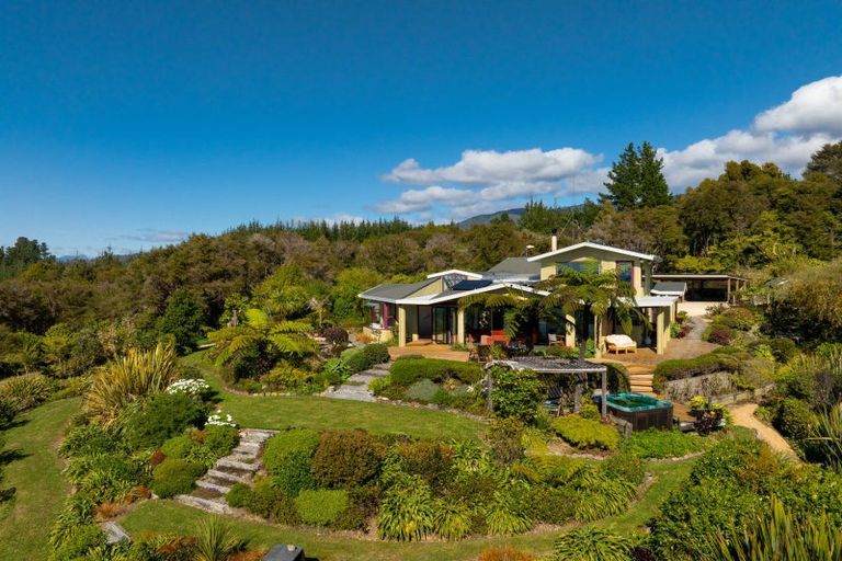 Photo of property in 335 Patons Rock Road, Puramahoi, Takaka, 7182