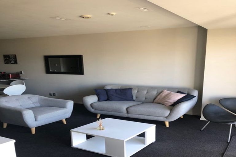 Photo of property in Shoal Haven Apartments, 112a/130 Anzac Street, Takapuna, Auckland, 0622