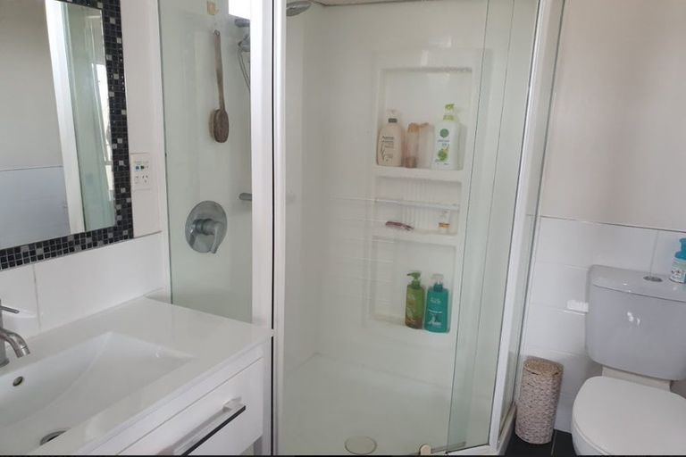 Photo of property in 91 Cypress Drive, Maungaraki, Lower Hutt, 5010