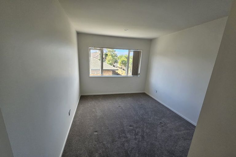 Photo of property in 5b Menen Place, Manurewa, Auckland, 2105