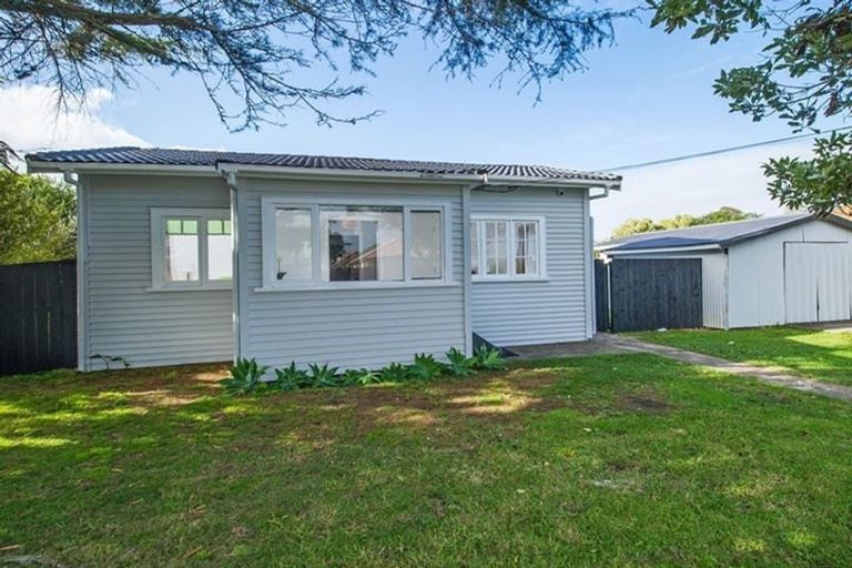 Photo of property in 1/17 Tidal Road, Mangere, Auckland, 2022
