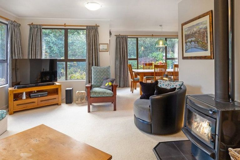 Photo of property in 16 Springswood Grove, Springlands, Blenheim, 7201