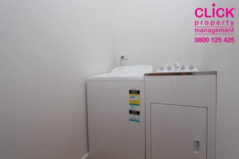 Photo of property in 72 Hawthorn Avenue, Mornington, Dunedin, 9011