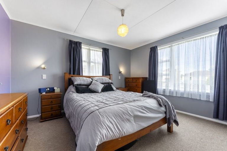 Photo of property in 8 Hulke Street, Foxton, 4814