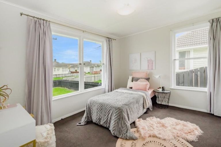 Photo of property in 5 Maire Street, Otaki, 5512