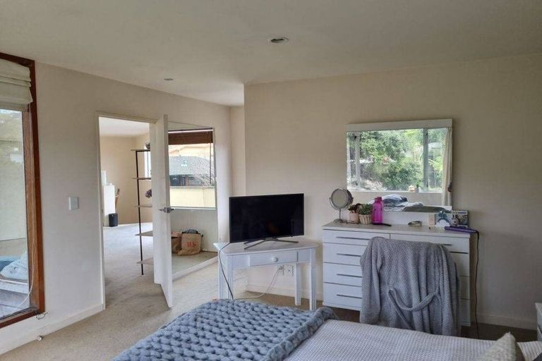 Photo of property in 41 Navigation Drive, Whitby, Porirua, 5024