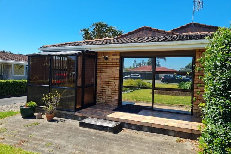 Photo of property in 12 Riverside Road, Orewa, 0931