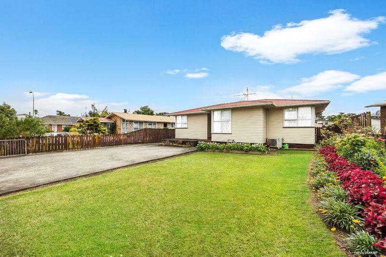 Photo of property in 52 Friesian Drive, Mangere, Auckland, 2022