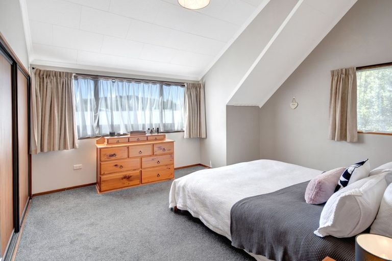 Photo of property in 30 Lynas Street, Outram, 9019