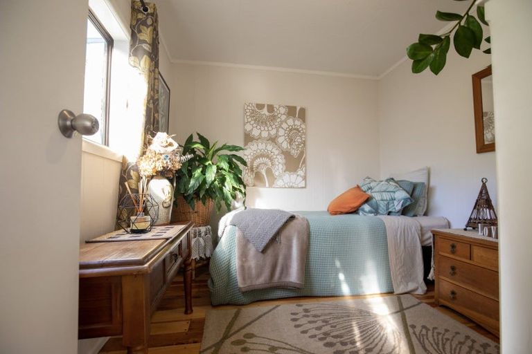 Photo of property in 35 Government Road, Raglan, 3225