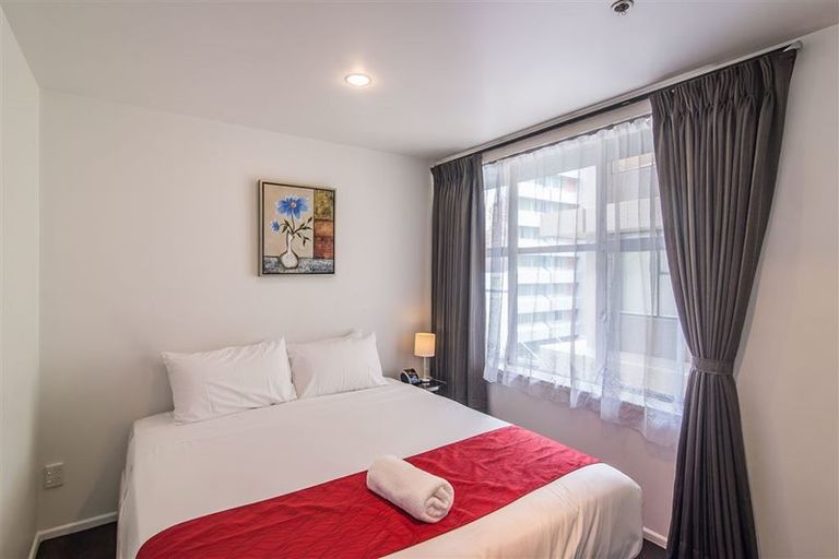 Photo of property in Terrace Garden Apartments, 4f/120 The Terrace, Wellington Central, Wellington, 6011