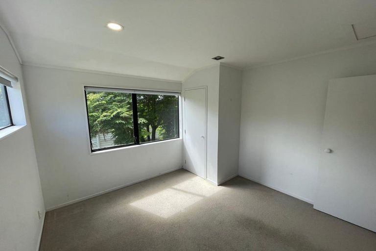 Photo of property in 3/16 Wairakei Street, Greenlane, Auckland, 1051