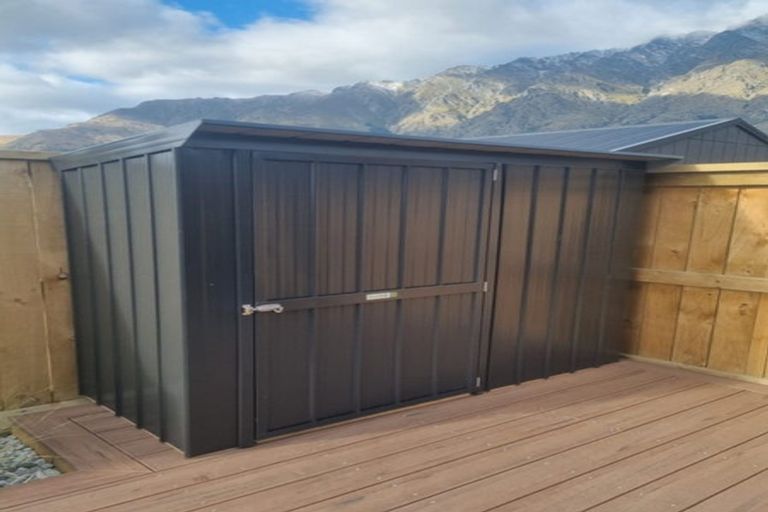 Photo of property in 14 Corriedale Road, Jacks Point, 9371