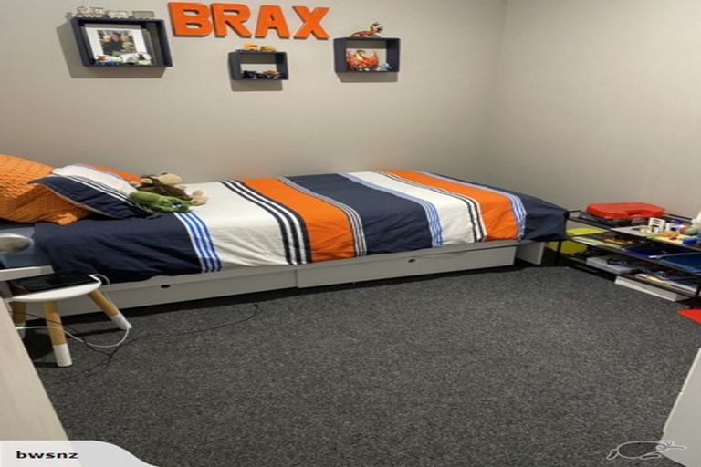 Photo of property in 23 Seabreeze Place, Papamoa Beach, Papamoa, 3118