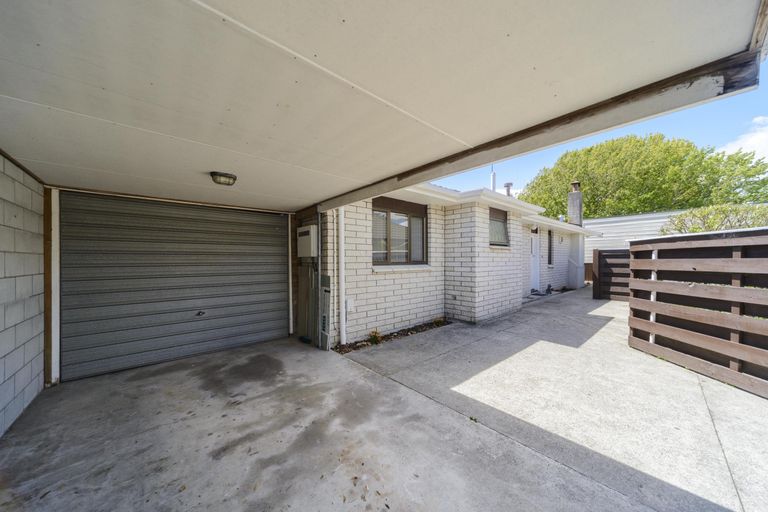 Photo of property in 395 College Street, Hokowhitu, Palmerston North, 4410