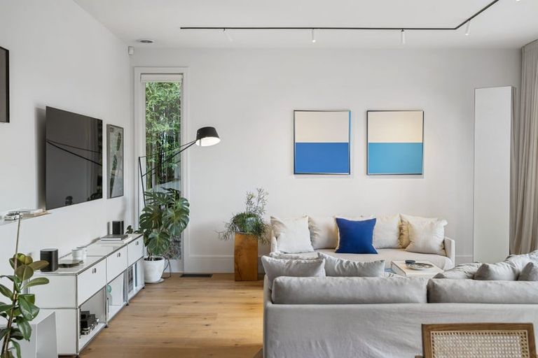 Photo of property in 41 Sackville Street, Grey Lynn, Auckland, 1021