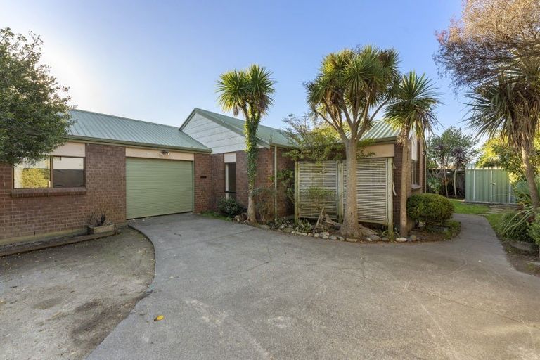 Photo of property in 12a Cambridge Street, Gonville, Whanganui, 4501