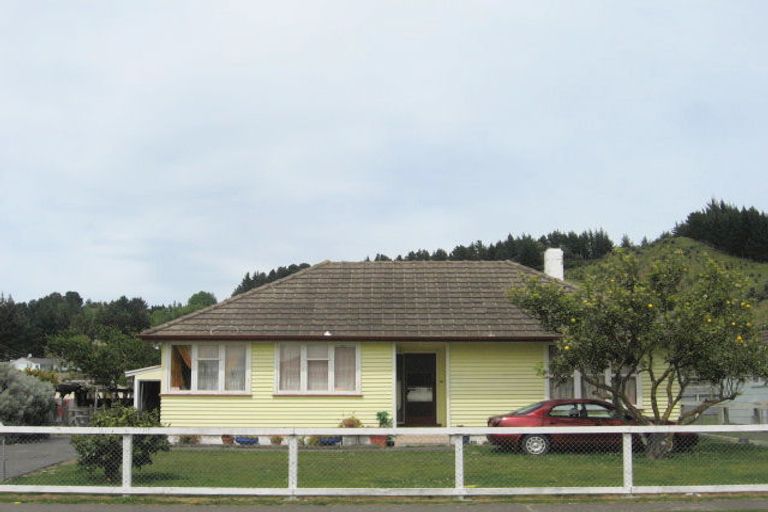 Photo of property in 48 Ranfurly Street, Kaiti, Gisborne, 4010