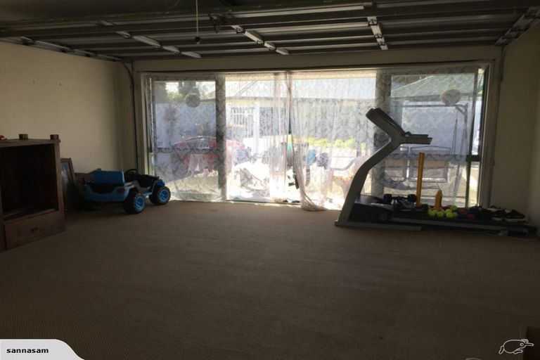 Photo of property in 113 Kindergarten Drive, Conifer Grove, Takanini, 2112