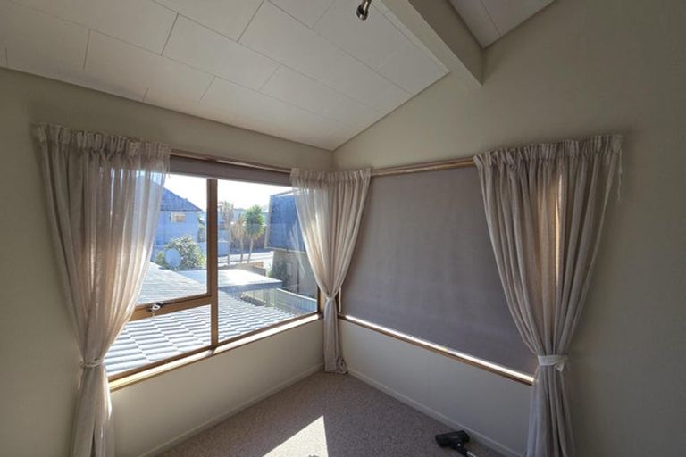 Photo of property in 19 Charles Street, Westshore, Napier, 4110