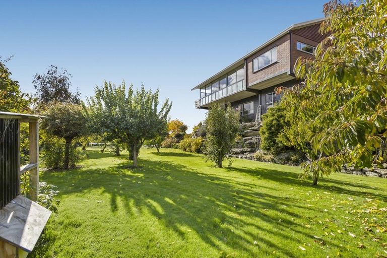 Photo of property in 10 Aronui Road, Bridge Hill, Alexandra, 9320