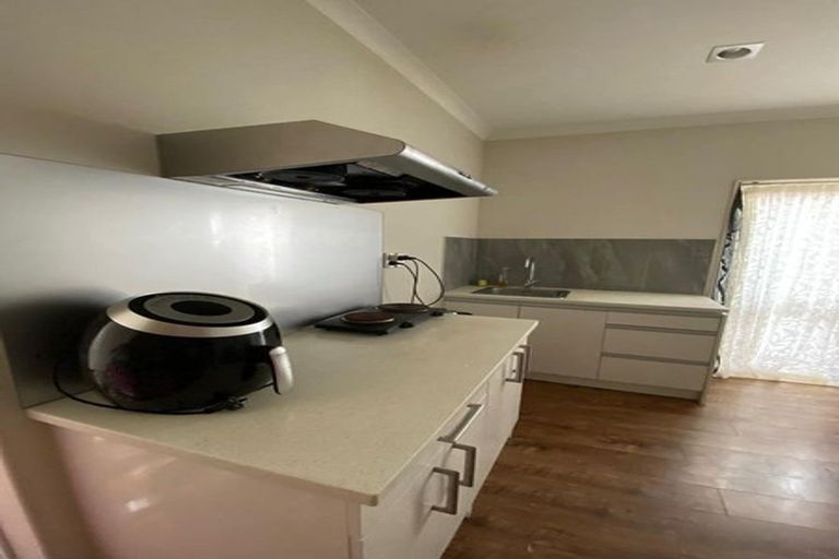 Photo of property in 10 Rohi Place, Flat Bush, Auckland, 2019