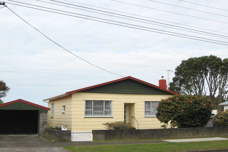 Photo of property in 195 Seaview Road, Westown, New Plymouth, 4310