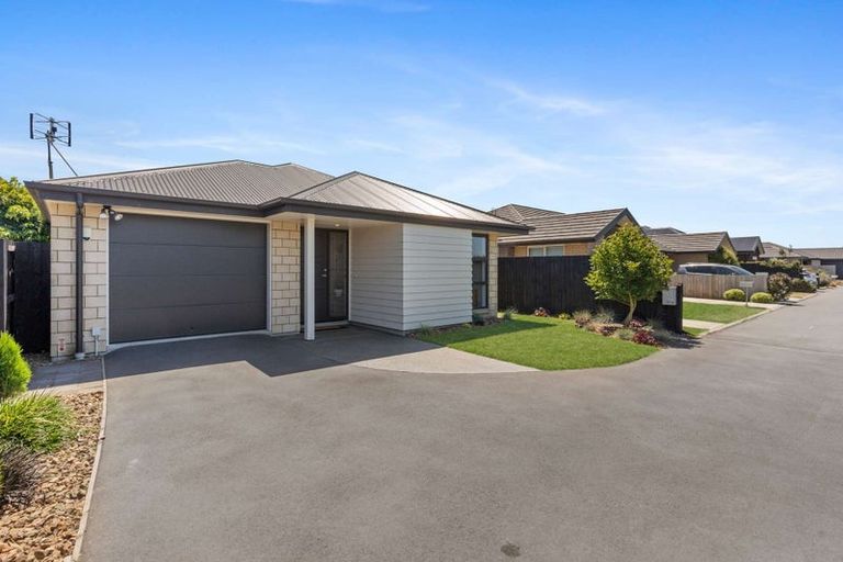 Photo of property in 5 Koreke Lane, Halswell, Christchurch, 8025