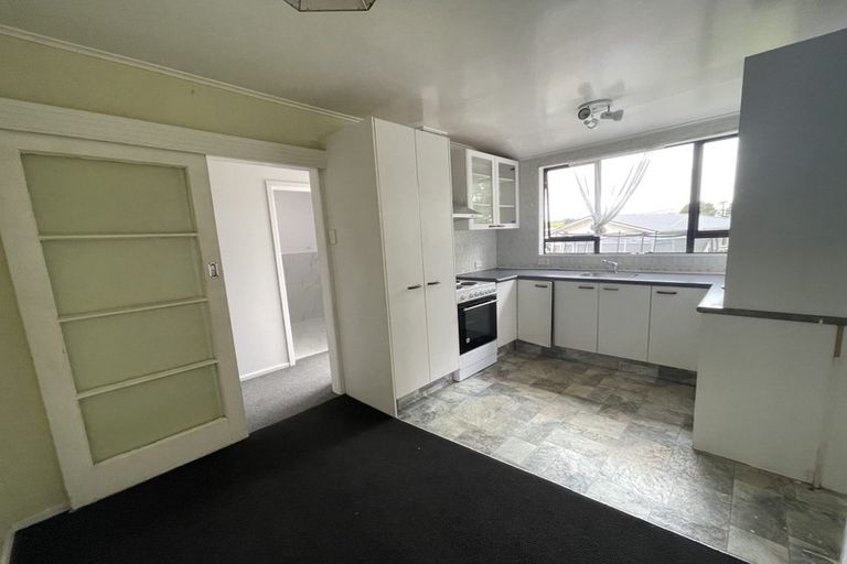 Photo of property in 4a Barnard Place, Manurewa East, Auckland, 2102