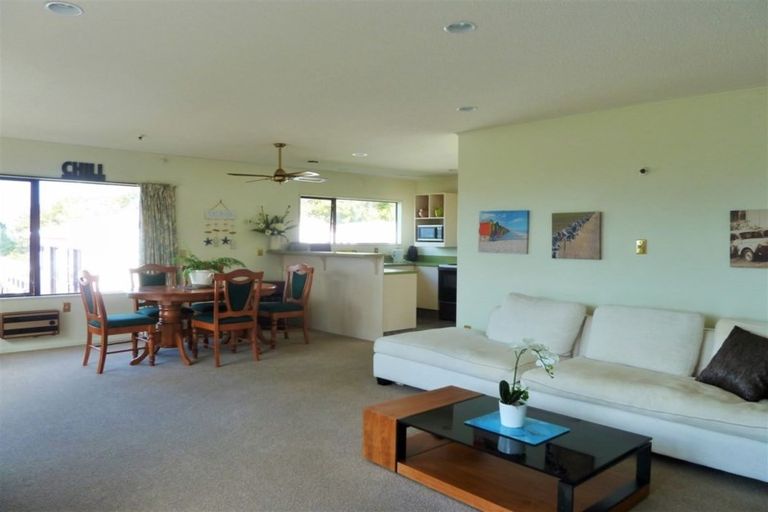 Photo of property in 68 Windsor Drive, Tairua, 3508