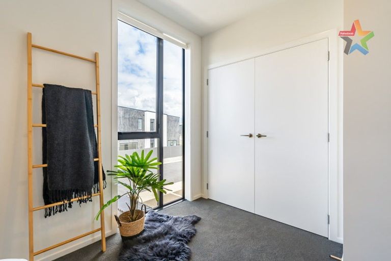 Photo of property in 45 Pipi Place, Levin, 5510