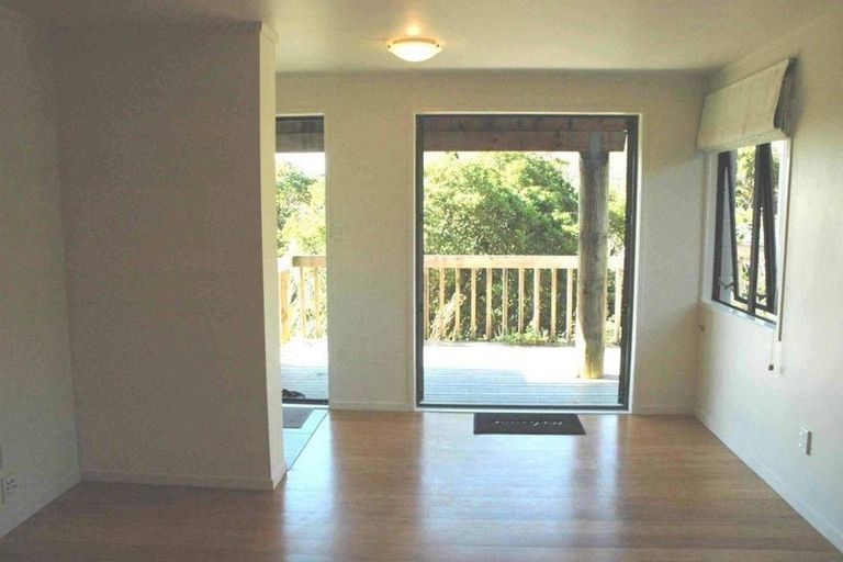 Photo of property in 3 Learmonth Avenue, Birkenhead, Auckland, 0626