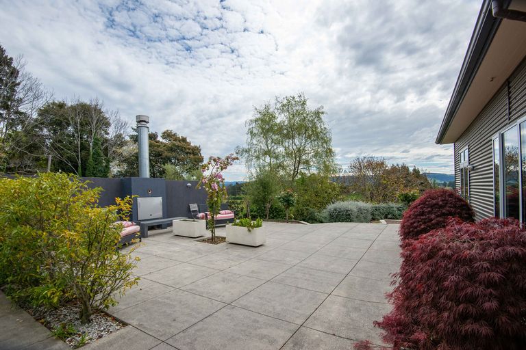 Photo of property in 8 Braeside, Kinmont Park, Mosgiel, 9024