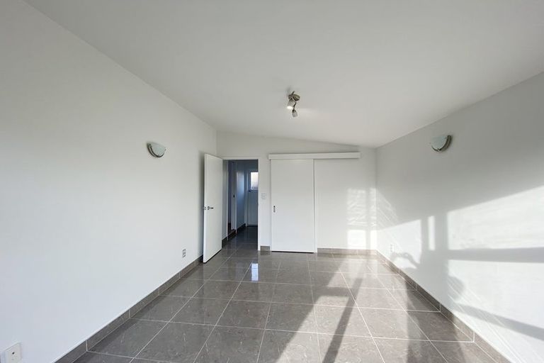 Photo of property in 1/73 Butley Drive, Farm Cove, Auckland, 2012