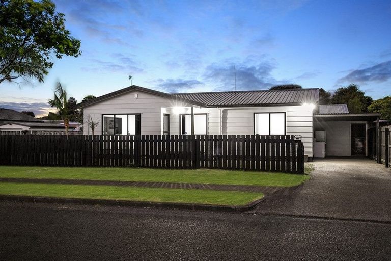 Photo of property in 1/8 Templeton Place, Clendon Park, Auckland, 2103