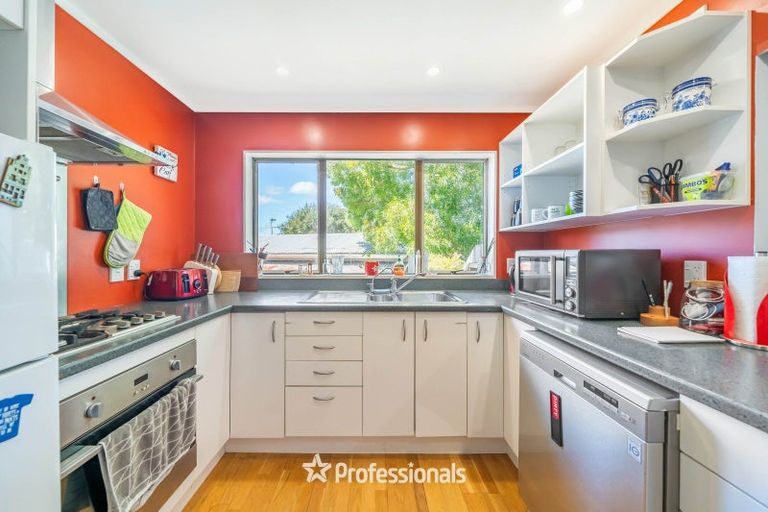 Photo of property in 3 Utah Grove, Totara Park, Upper Hutt, 5018