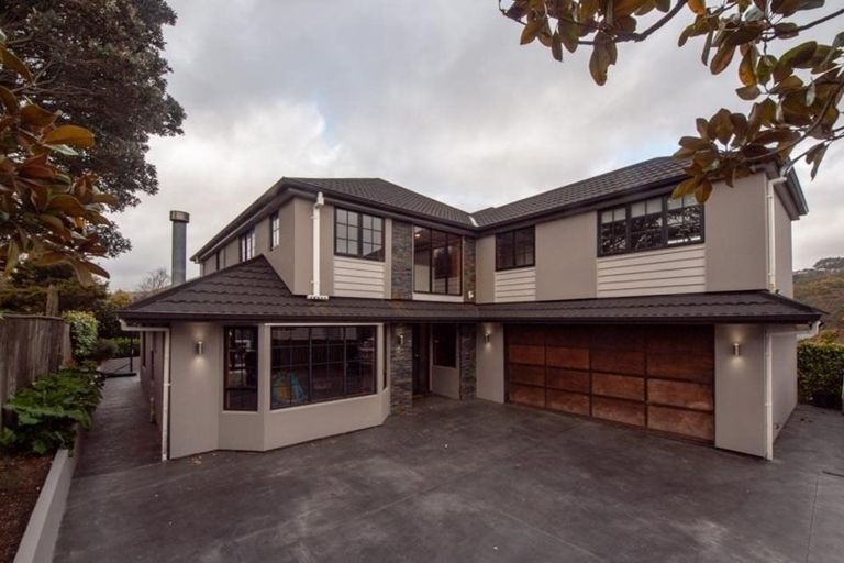 Photo of property in 12 Halswater Drive, Churton Park, Wellington, 6037