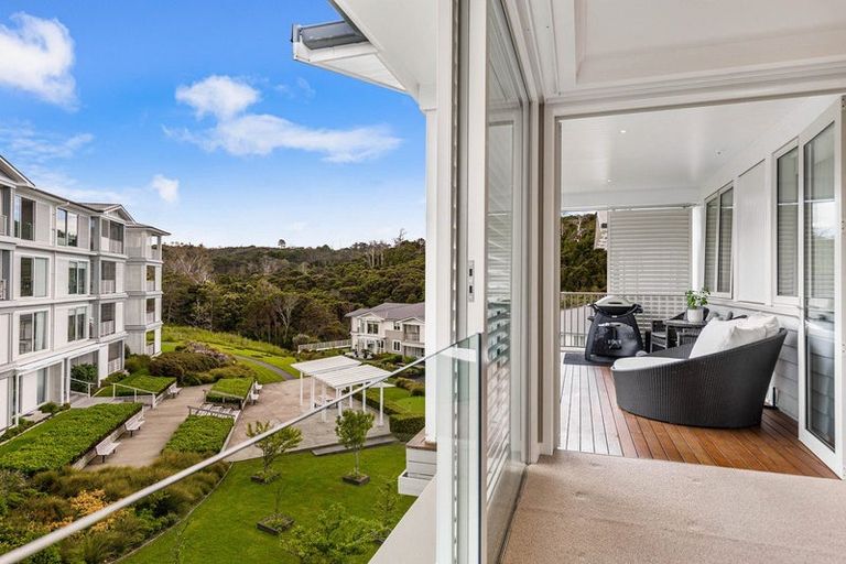 Photo of property in 123 Panorama Heights, Orewa, 0931