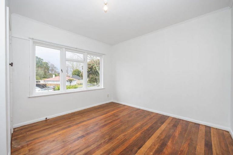 Photo of property in 15 Allenby Street, Bader, Hamilton, 3206