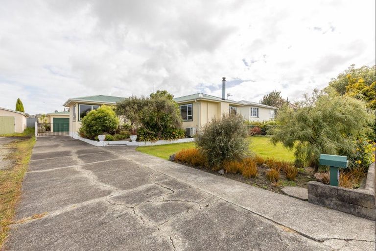 Photo of property in 9 Kipling Street, Roslyn, Palmerston North, 4414