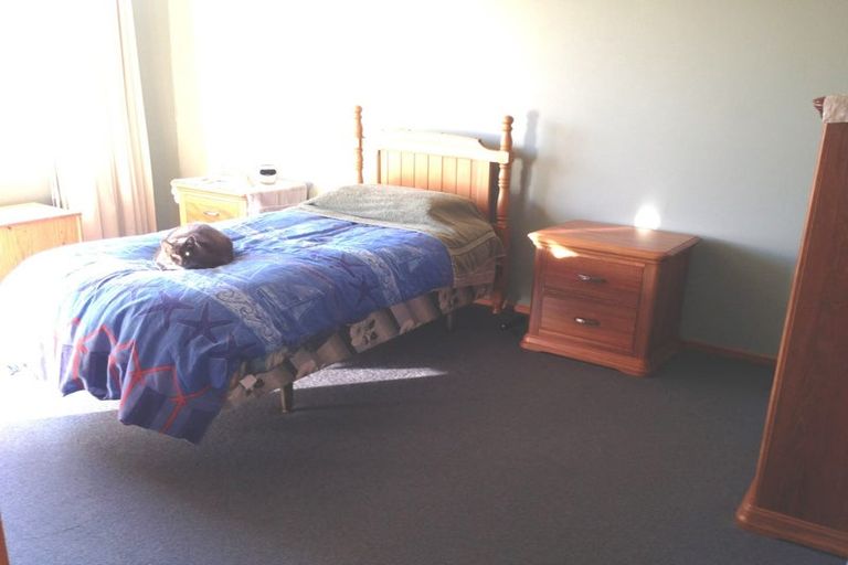 Photo of property in 2/34 Wilson Street, Islington, Christchurch, 8042