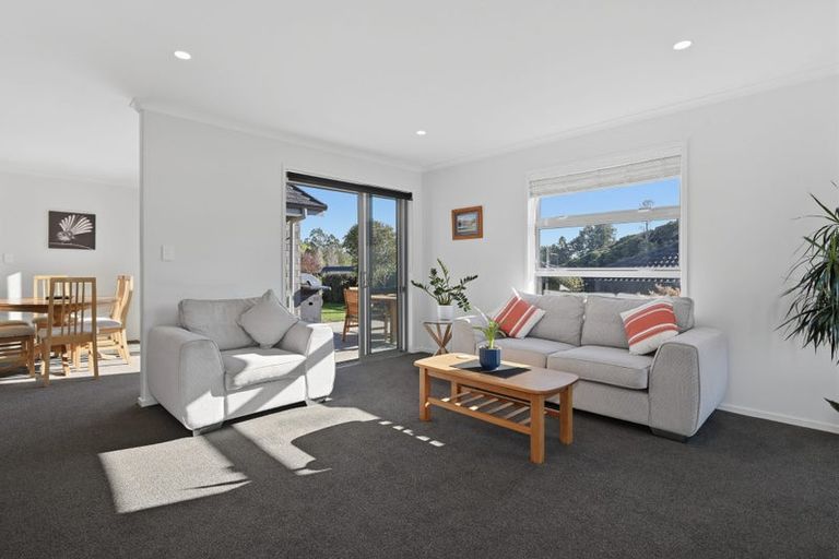 Photo of property in 5 Hayward Place, Ohauiti, Tauranga, 3112