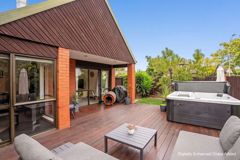 Photo of property in 16 Lancewood Drive, Halswell, Christchurch, 8025