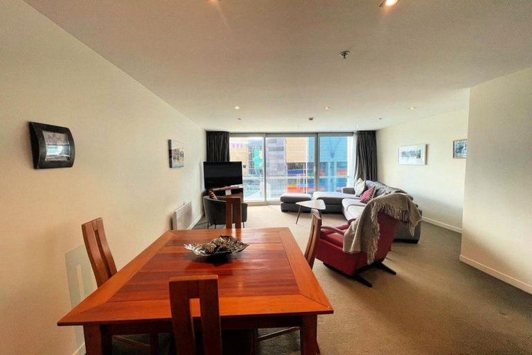 Photo of property in Portal Apartments, 4b/42 Cable Street, Te Aro, Wellington, 6011