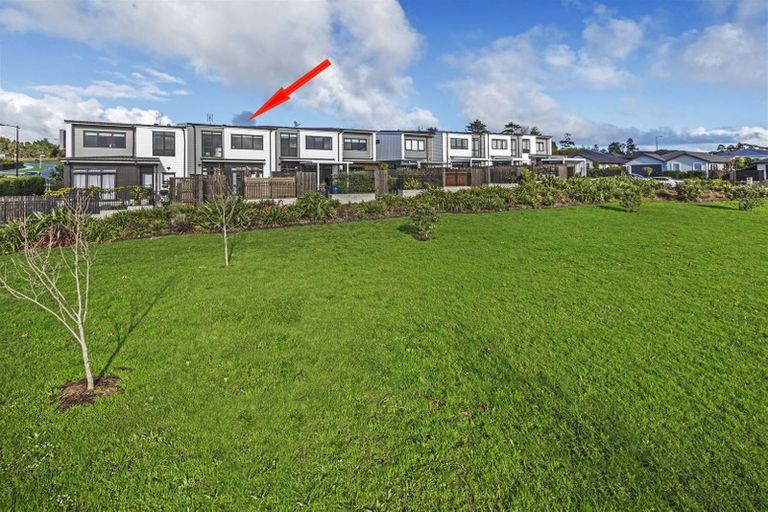 Photo of property in 13a Nellie Drive, Kumeu, 0810