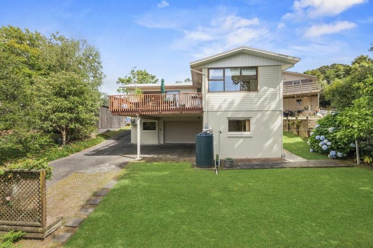 Photo of property in 8 Kauri Road, Birkenhead, Auckland, 0626